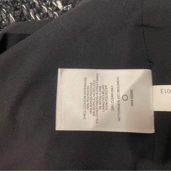 Express Plaid Collarless Boucle Blazer - Picture 4 of 6